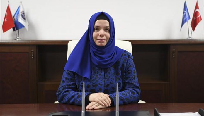 Turquía nombra a la primera mujer como vicepresidenta de Diyanet