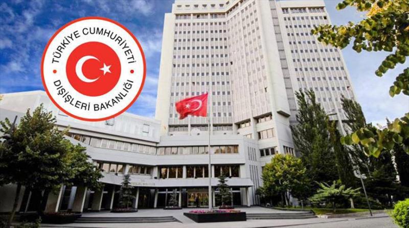 Ministro de Asuntos Exteriores de Turquía: “Al menos 30 países cerraron escuelas afiliadas al movimiento Gülen”