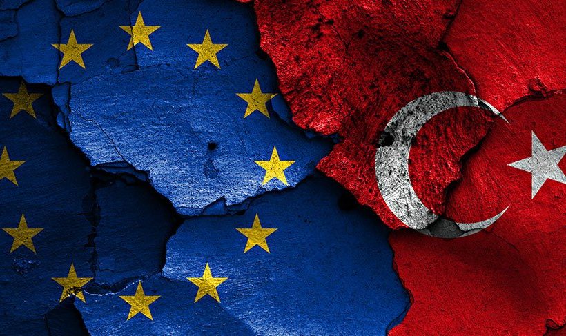 La UE advierte de la restricción de los derechos bajo el estado de emergencia en Turquía