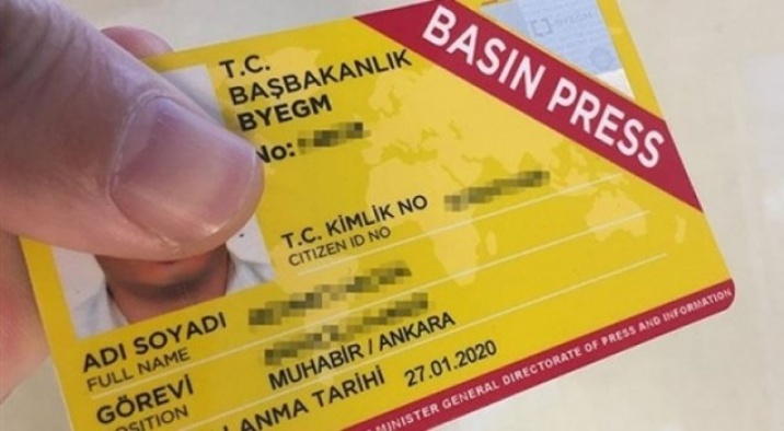 Autorizan a la presidencia turca a emitir carnés de prensa