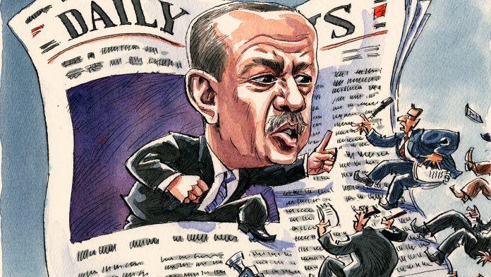 Erdogan afirma que las reformas bajo su gobierno hicieron que los medios de comunicación de Turquía fueran más democráticos y libres